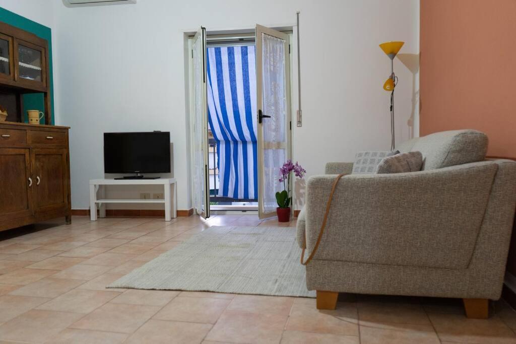 Comodo Appartamento A Crotone Kültér fotó